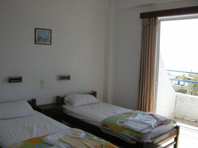 Efrosyni Apartments Agia Marina  Dış mekan fotoğraf
